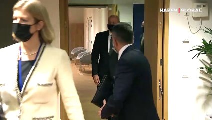 Aliyev ile Paşinyan görüşmesi başladı - VİDEO