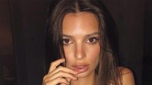 VOICI Emily Ratajkowski très sexy pour ses vacances à Paris, elle enflamme la toile
