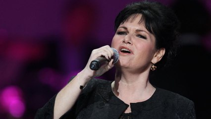 VOICI - Mort de Maurane : ses relations très tendues avec sa fille Lou