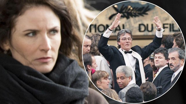 VOICI - Elsa raconte l’en­fer que lui a fait vivre Alain Delon à cause d’un caprice au festi­val de Cannes