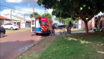 Idoso é socorrido com lesão na cabeça, após sofrer queda no Santo Onofre