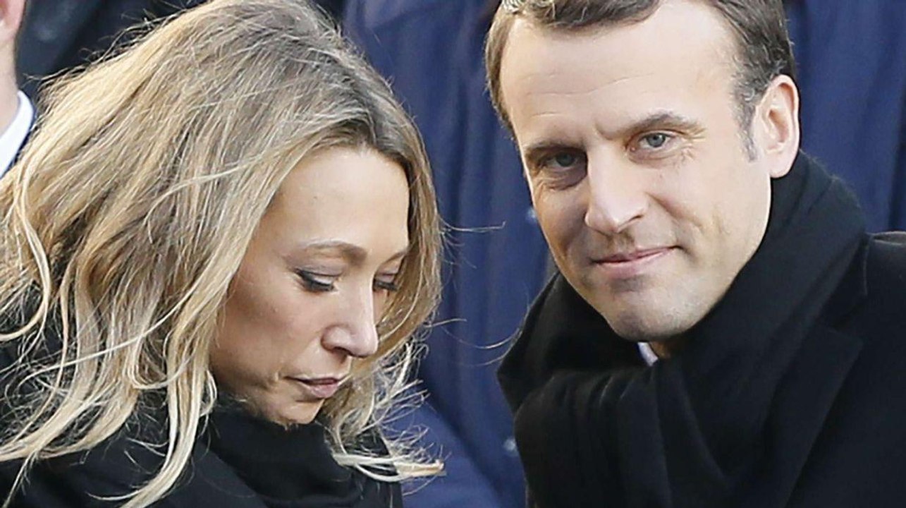VOICI - Héri­tage de Johnny Hally­day : l’in­croyable rôle d’Em­ma­nuel Macron qui pour­rait tout faire bascu­ler