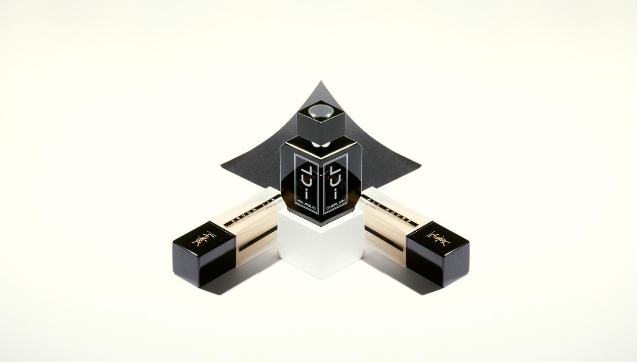 Nos beauty crushs : le parfum LUI Guerlain et l’encre de peau all hours fondation Yves Saint Laurent