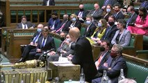 Widerstand in den eigenen Reihen: Britische Regierung bringt neue Pandemiemaßnahmen durchs Parlament