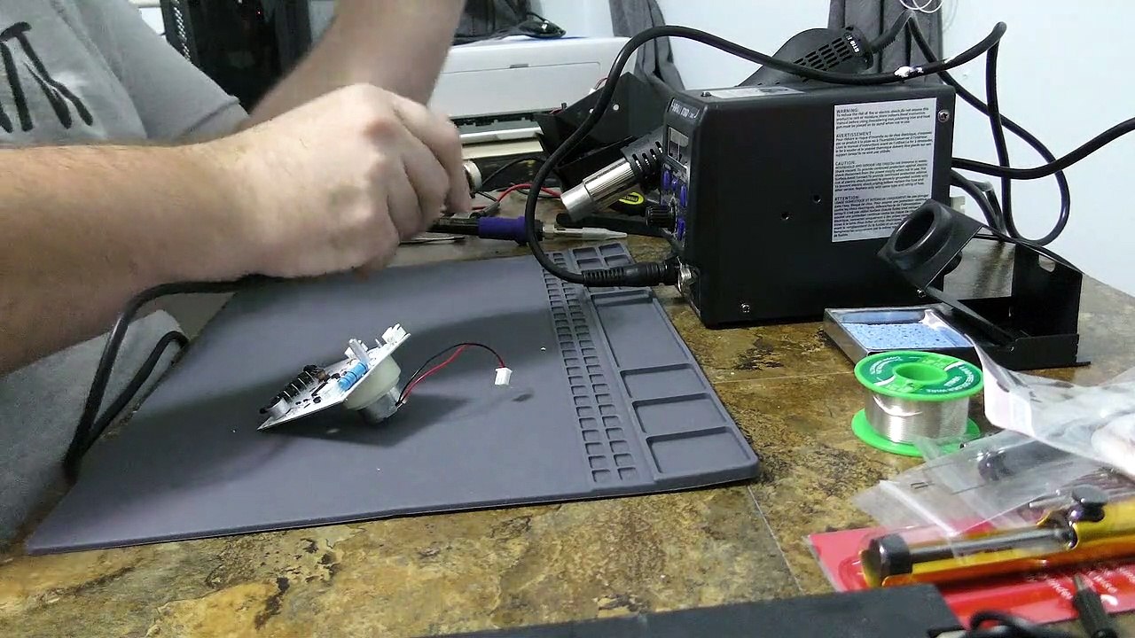 Yihua 8786D 2-in-1 Hot Air Rework Station Unboxing (Merkury Innovations Galaxy Light) - Jody Bruchon