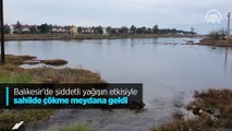 Balıkesir'de şiddetli yağışın etkisiyle sahilde çökme meydana geldi