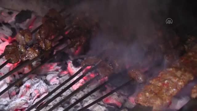 Ciğer kebabı ustaları AA'nın Yılın Fotoğrafları oylamasına katıldı
