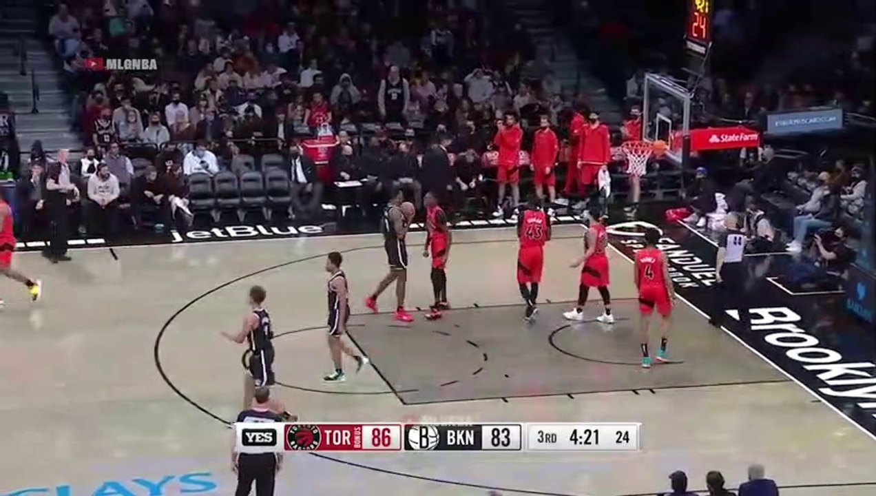 Chris Boucher trying to get himself ejected