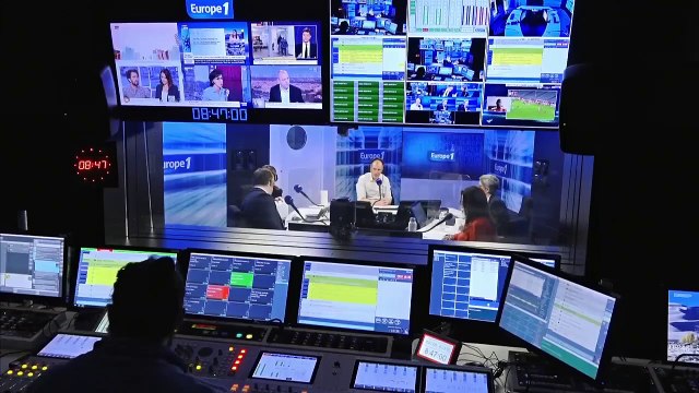 PRÉSIDENTIELLE 2022 - Sandrine Rousseau répond aux questions de Sonia Mabrouk, Dimitri Pavlenko et Mathieu Bock-Côté