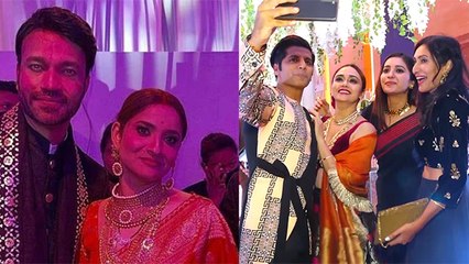 Descargar video: Ankita Lokhande Vicky Jain Reception Party FULL VIDEO, Bollywood TV Celebs की Masti Viral | Boldsky