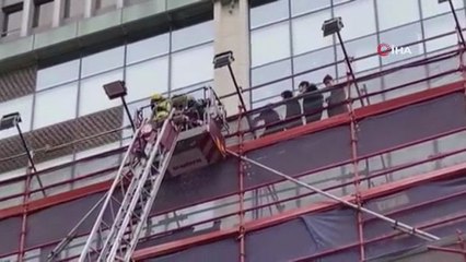 Hong Kong alışveriş merkezinde yangın: 1 yaralı