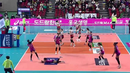 '서브의 힘' 현대건설...이유있는 1위 질주 / YTN