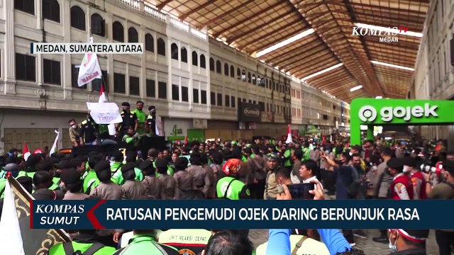 Pengemudi Ojek Daring di Medan Gelar Unjuk Rasa