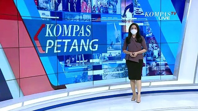 17 Unit Mobil Kebakaran DIkerahkan untuk Padamkan Kebakaran Permukiman di Kramat Pulo Senen!
