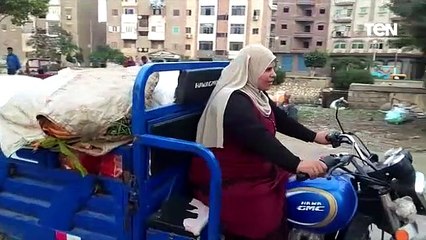 ست بـ 100 راجل .. فايزة ابنة الـ 27 عاما تعمل على تروسيكل لتعول أسرتها 3 أطفال وزوج مريض