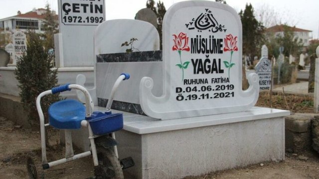 Küçük Müslüme’nin mezar taşı yürekleri dağladı