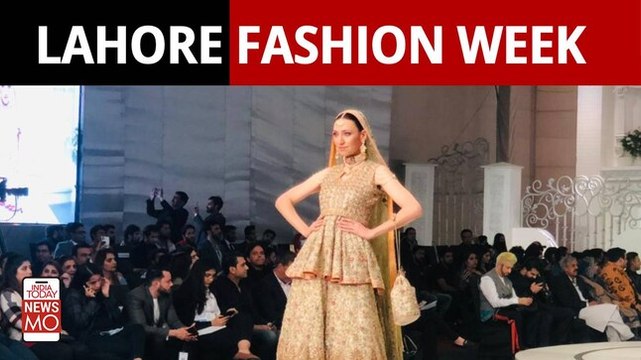 Pakistan Bridal Couture 2021: Event Ends with A Spectacular Bridal Lehenga Walk