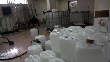 Başakşehir'de 6 ton sahte içki ele geçirildi