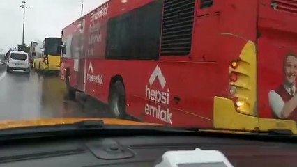 İstanbul'da utandıran görüntü! "Yürüyen otobüsleri çekeceğiz"