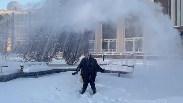 Water freezes instantly as temperatures plunge below zero in Alaska