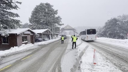 Uludağ'da kar kalınlığı 40 santimetreye ulaştı