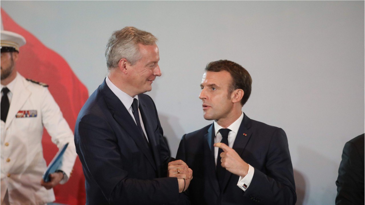 GALA VIDEO - " Vous avez un très beau ministre Emmanuel " : Le jour où Donald Trump a mis très mal à l'aise Bruno Le Maire