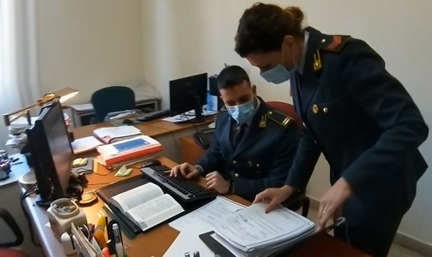 Reggio Calabria - Maxi frode fiscale: 44 indagati, tra cui noti imprenditori. (15.12.21)