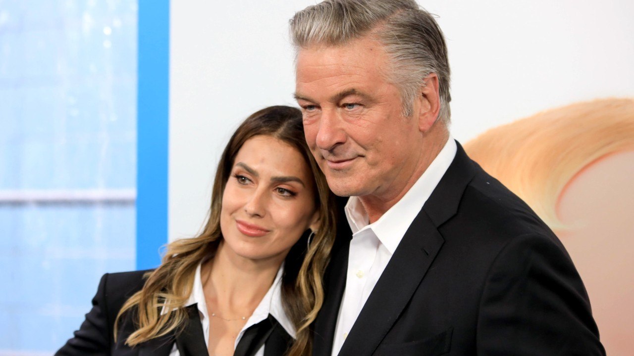 GALA VIDEO - « Notre vie de famille est tout ce qui m'importe " : Alec Baldwin rend un vibrant hommage à sa femme