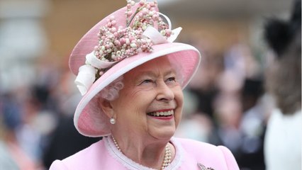 GALA VIDÉO - Elizabeth II : cette collection qui vaut des millions.
