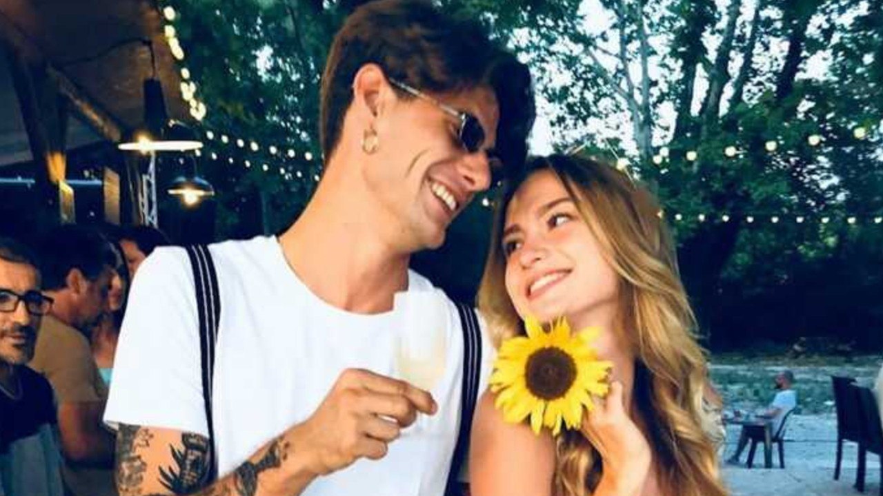 GALA VIDÉO -Aurélie Pons (Ici tout commence) : qui est son compagnon Carlos Romero ?