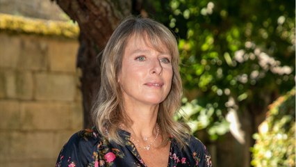GALA VIDEO - Karin Viard nue au cinéma : « Paraître aussi naturelle a exigé beaucoup de travail "