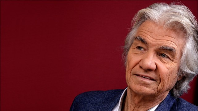 GALA VIDEO - Daniel Guichard : la vie de Johnny Hallyday ? Très peu pour lui !