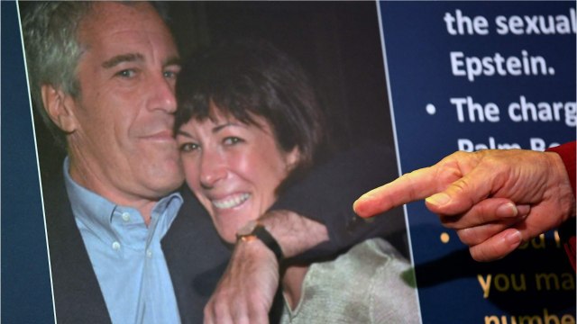 GALA VIDEO - Procès de Ghislaine Maxwell : quelle peine de prison risque-t-elle ?