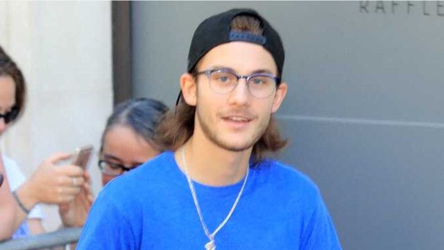 GALA VIDEO - René-Charles Angélil : jets privés, fêtes… La vie rêvée du fils de Céline Dion (1)