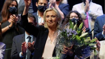 GALA VIDÉO - Marine Le Pen « épuisée " : ses vacances ressourçantes en famille