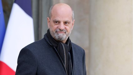 GALA VIDEO - Le pronom « iel " entre dans Le Petit Robert : Jean-Michel Blanquer s'insurge