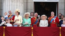 GALA VIDEO - Meghan Markle et Harry éjectés du balcon de Buckingham : les hommes d'Elizabeth II moins indulgents que la reine