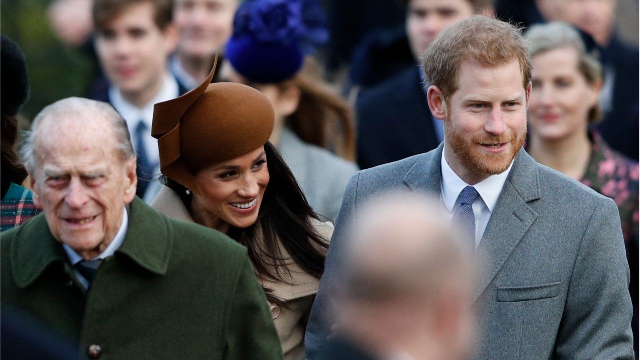 GALA VIDÉO - Meghan Markle et Harry : seront-ils de retour en Angleterre pour Noël ?