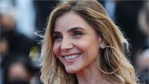 GALA VIDÉO - Clotilde Courau : “Je garde les pieds sur terre par respect pour mes origines”.