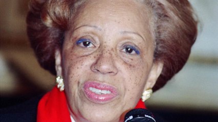 GALA VIDEO - Mort de Lucette Michaux-Chevry : qui était cette ancienne ministre si proche de Jacques Chirac ?