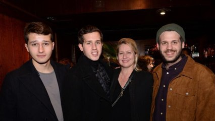 GALA VIDEO - PHOTO – Luana Belmondo fière de ses « trésors " : rare cliché avec ses trois fils