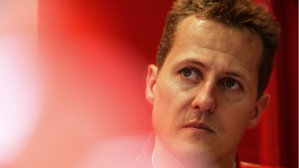 GALA VIDÉO - "Pire qu'une horde de pitbulls" : Michael Schumacher, cette femme qui le défend bec et ongles