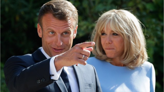 GALA VIDEO - Brigitte Macron inquiète pour son mari : leur sécurité à Brégançon renforcée