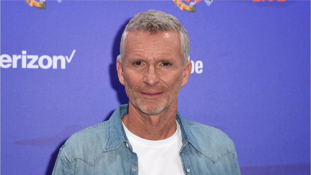 GALA VIDEO - « À jamais dans mon cœur " : l'hommage bouleversant de Denis Brogniart à Bertrand-Kamal