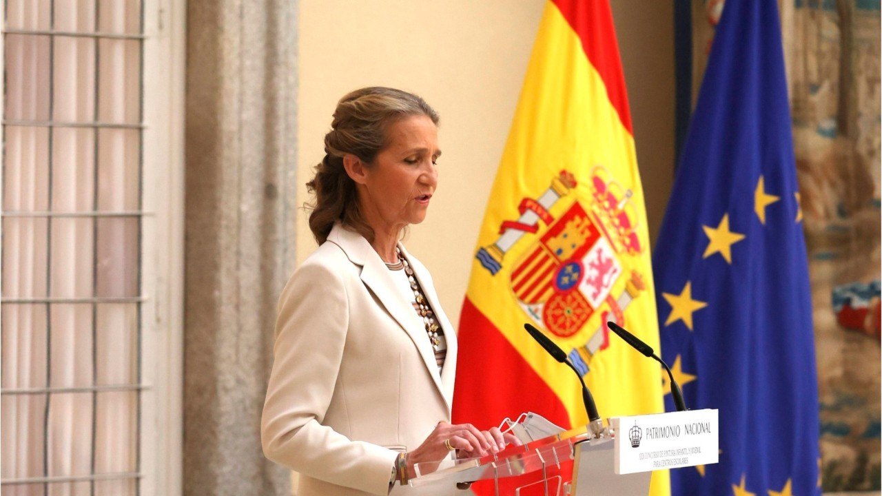 GALA VIDEO - Juan Carlos : le retour en grâce de sa fille Elena, la mal-aimée de la famille.