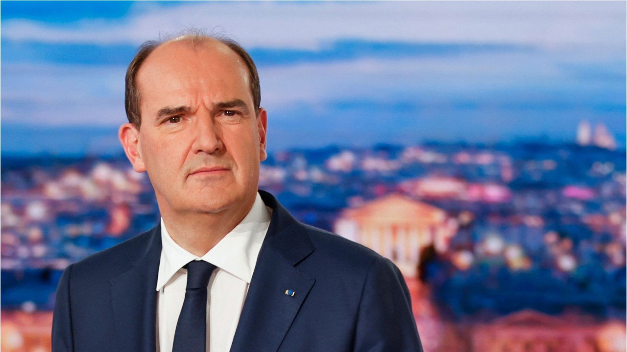 GALA VIDEO - « Avez-vous reçu ma petite culotte ? " : Jean Castex interpellé… Sa réponse coquine !