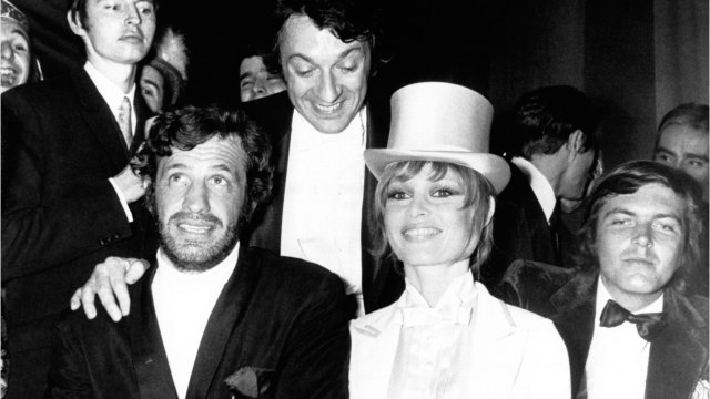 GALA VIDÉO - Brigitte Bardot choquée par la mort de Jean-Paul Belmondo : « Je n'ai plus envie d'en parler