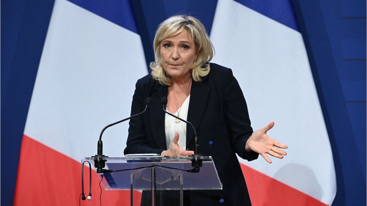 GALA VIDEO - « Une accumulation de mensonges " : Marine Le Pen charge Emmanuel Macron et ses ministres.