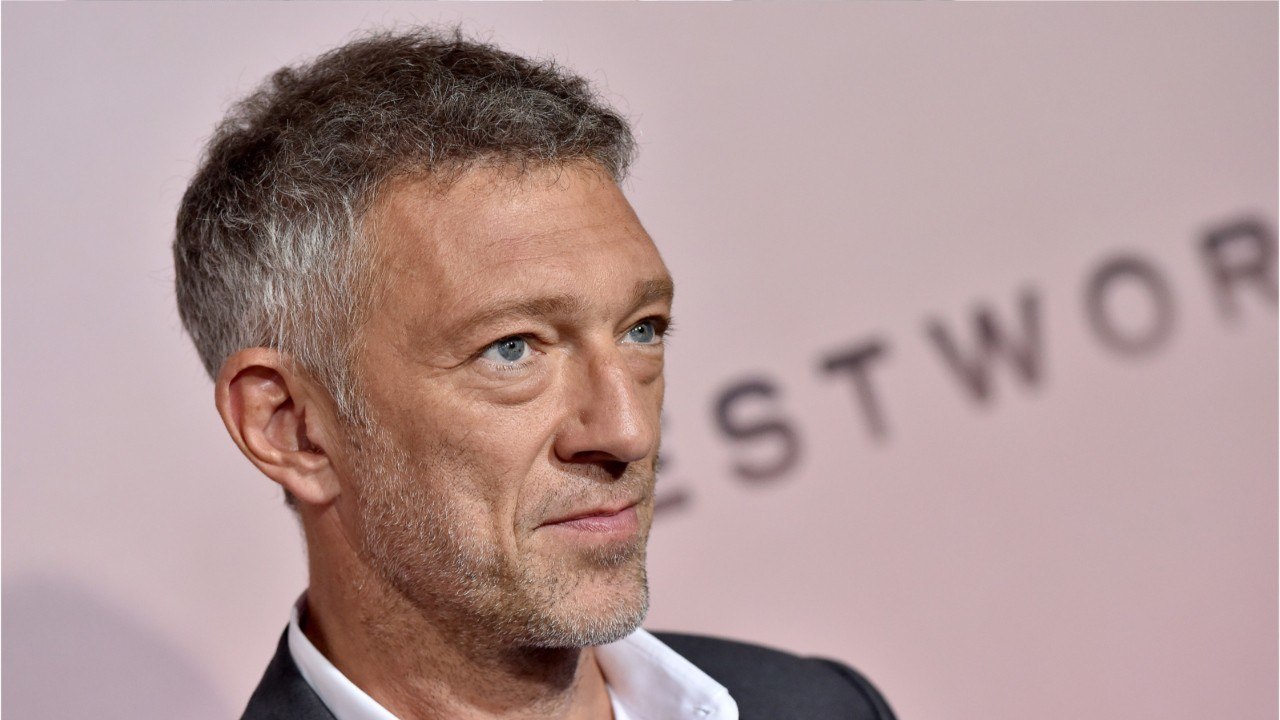 GALA VIDEO - PHOTO – Vincent Cassel pose avec Eva Green : les internautes s’affolent