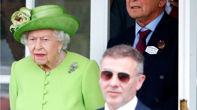 GALA VIDEO - « Trop c'est trop : Elizabeth II planifie une riposte juridique contre Harry et Meghan